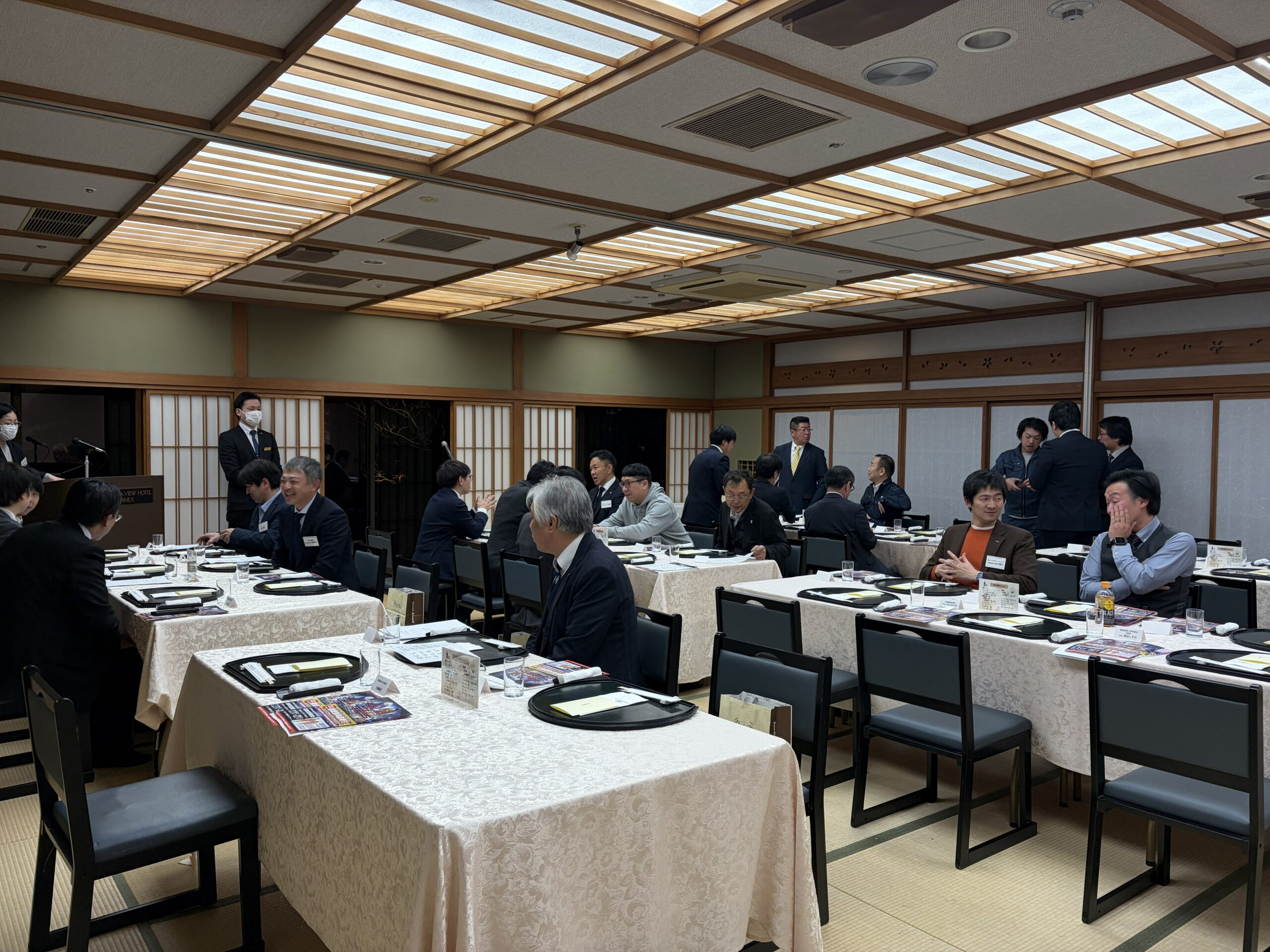 ビジネス交流会・新年会の実施